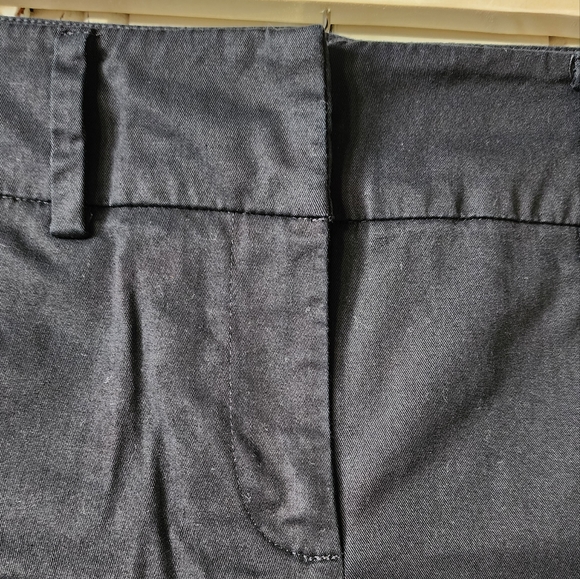 NY&Co black tailored shorts - Picture 5 of 16